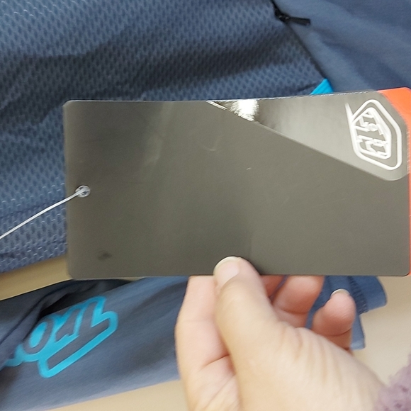 Troy Lee Designs Ruckus Tres Bicycle Jersey - Picture 8 of 9